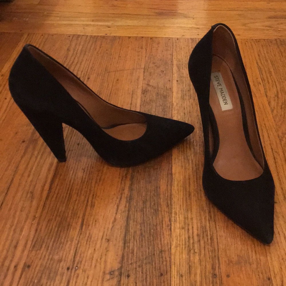 Steve Madden Cone Heeled Pump